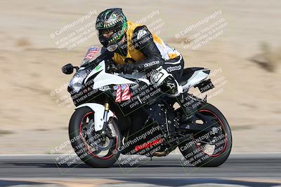 media/Nov-16-2025-Race Pace (Sun) [[8c5fa54630]]/Non Verified Riders (1st 20 Minutes)/2-Turn 10 (1010am)/